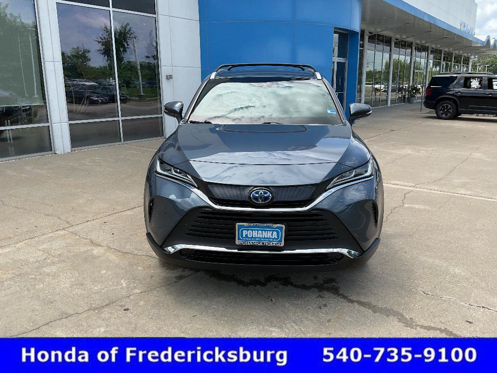 Used 2022 Toyota Venza XLE AWD/4WD image 9