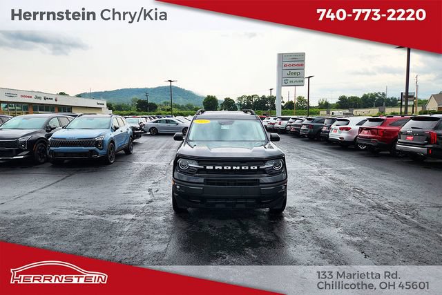 Used 2023 Ford Bronco Sport Outer Banks AWD/4WD image 2