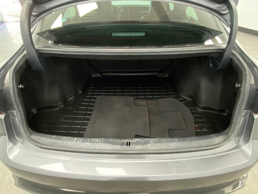 Used 2018 Lexus IS 350 F Sport w/ F Sport Package image 34