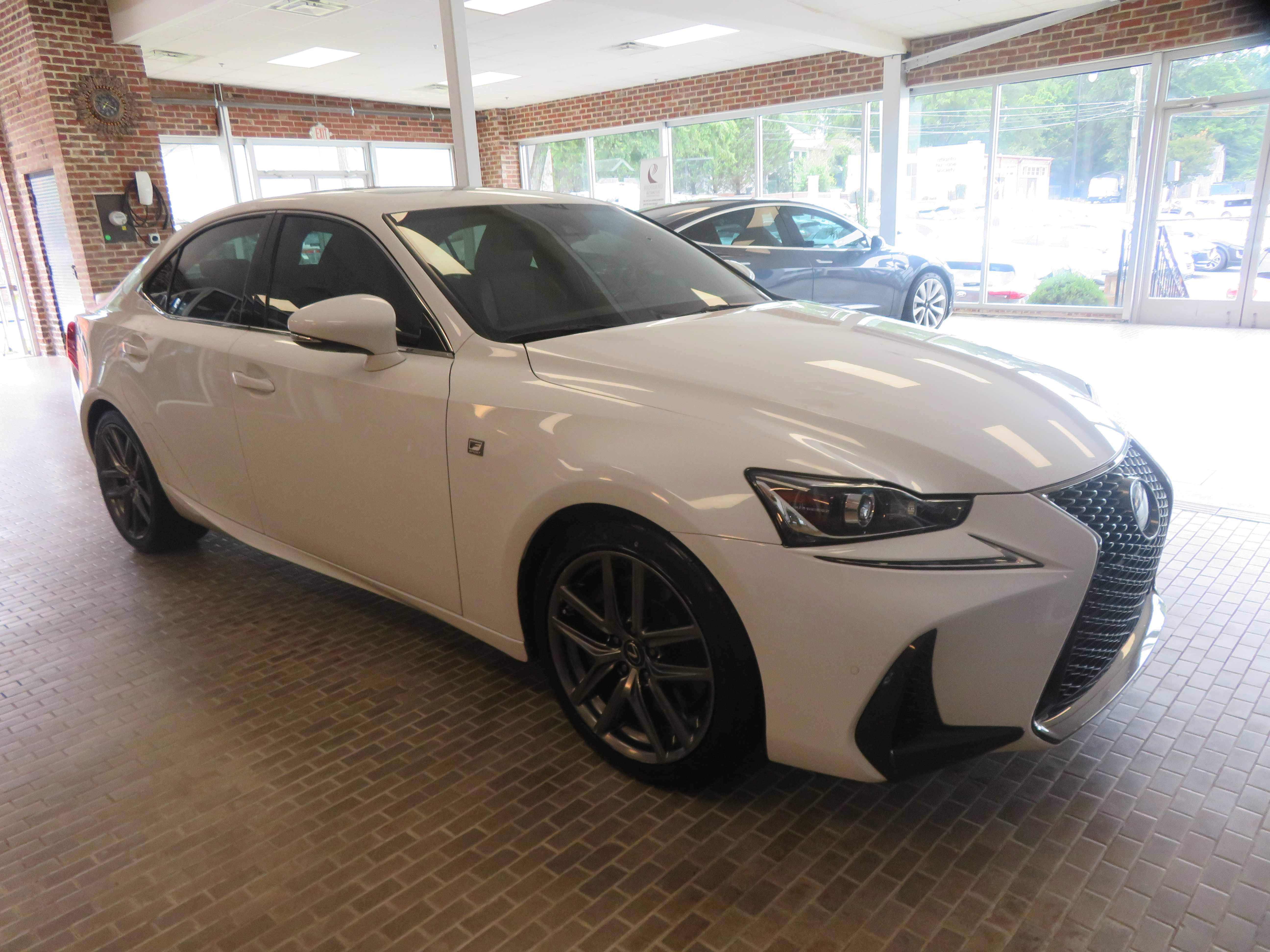 Used 2020 Lexus IS 300 F Sport w/ F Sport Package RWD image 3