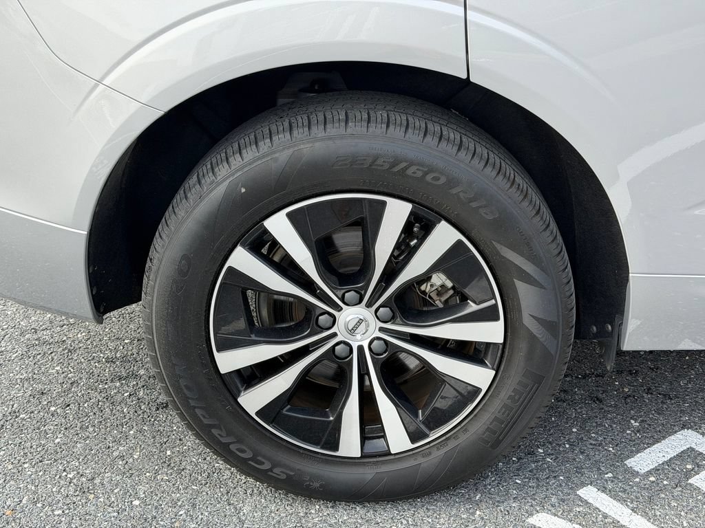 Used 2023 Volvo XC60 T8 Core AWD/4WD image 11