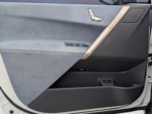 Certified 2023 BMW iX xDrive50 AWD/4WD image 11