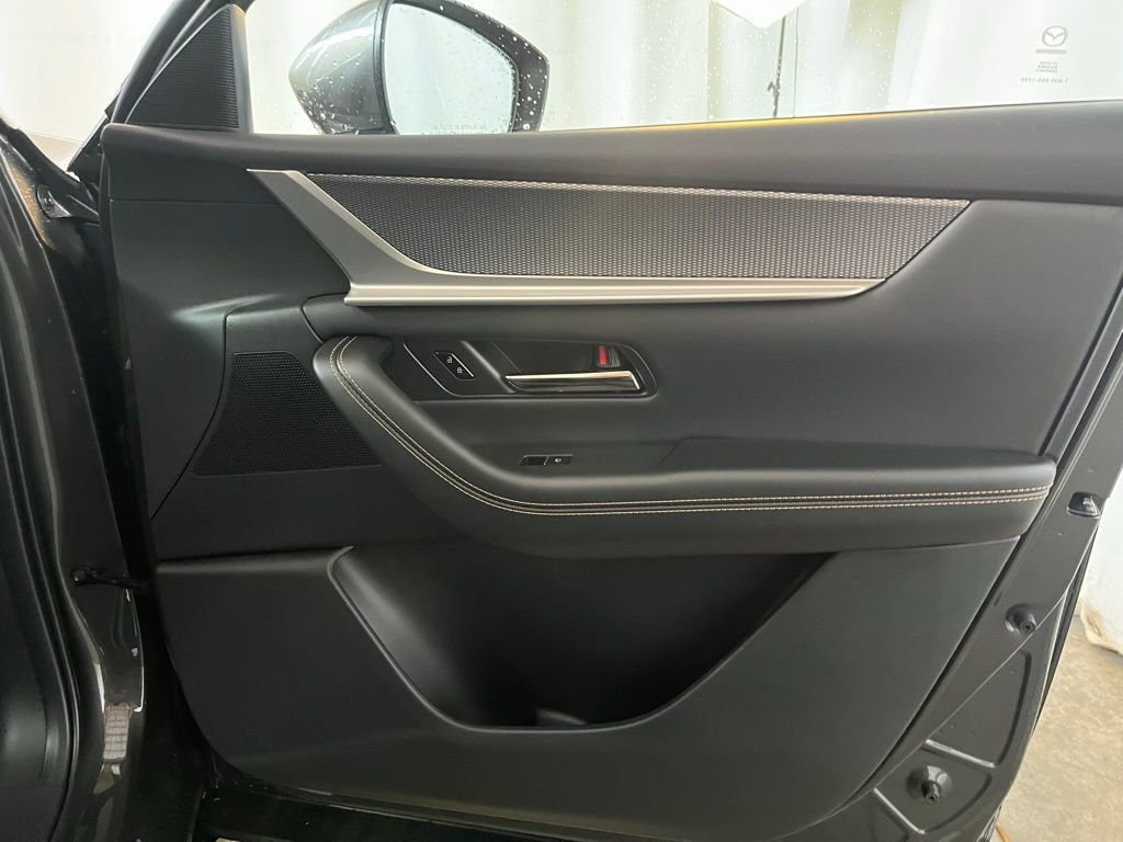 New 2026 MAZDA CX-90 Plug-In Hybrid w/ Preferred AWD/4WD image 11