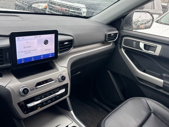 Used 2023 Ford Explorer XLT w/ Equipment Group 202A AWD/4WD image 32