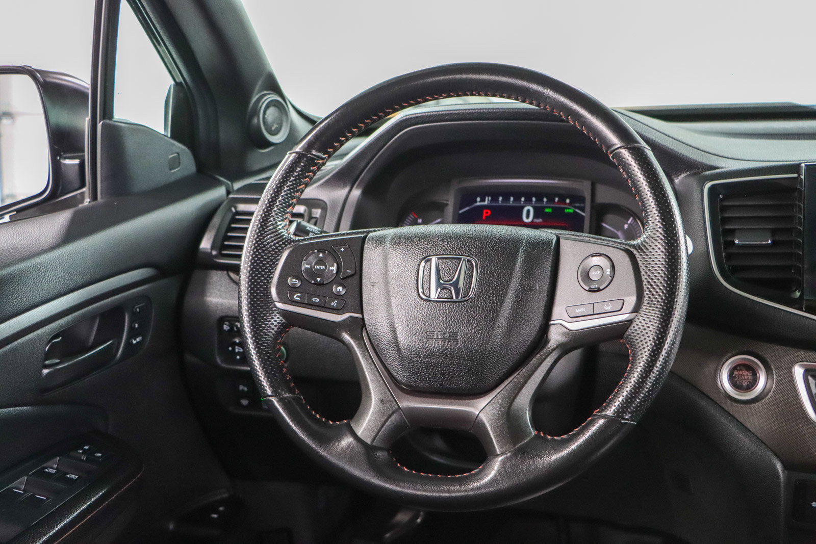 Used 2023 Honda Passport TrailSport image 13