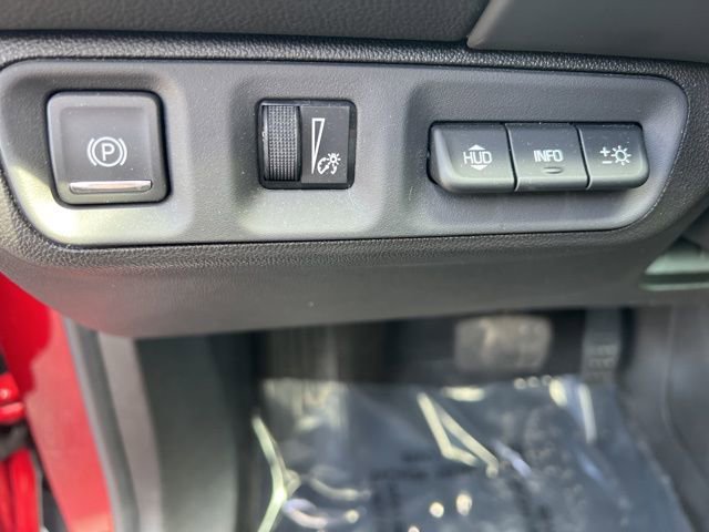 Used 2023 GMC Acadia SLT w/ Elevation Edition image 9