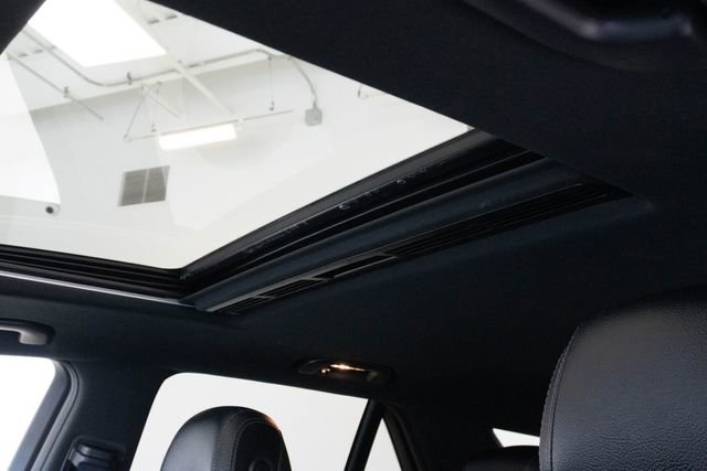 Used 2017 Mercedes-Benz GLE 350 image 4