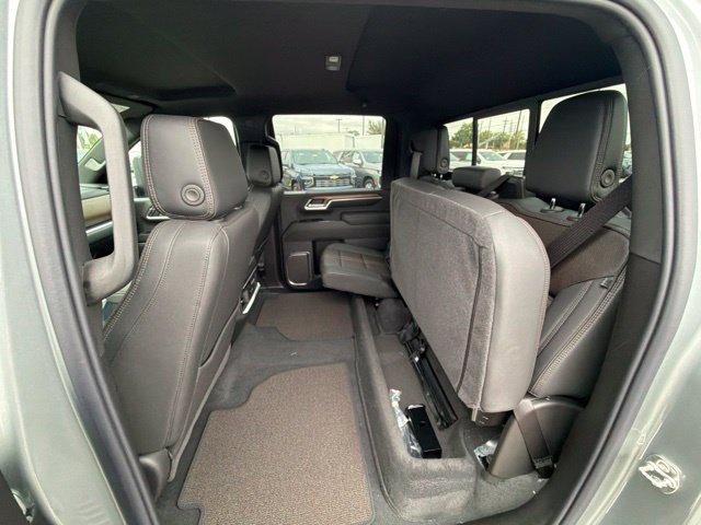 New 2026 Chevrolet Silverado 2500 High Country w/ LPO, Dark Essentials Package AWD/4WD image 31