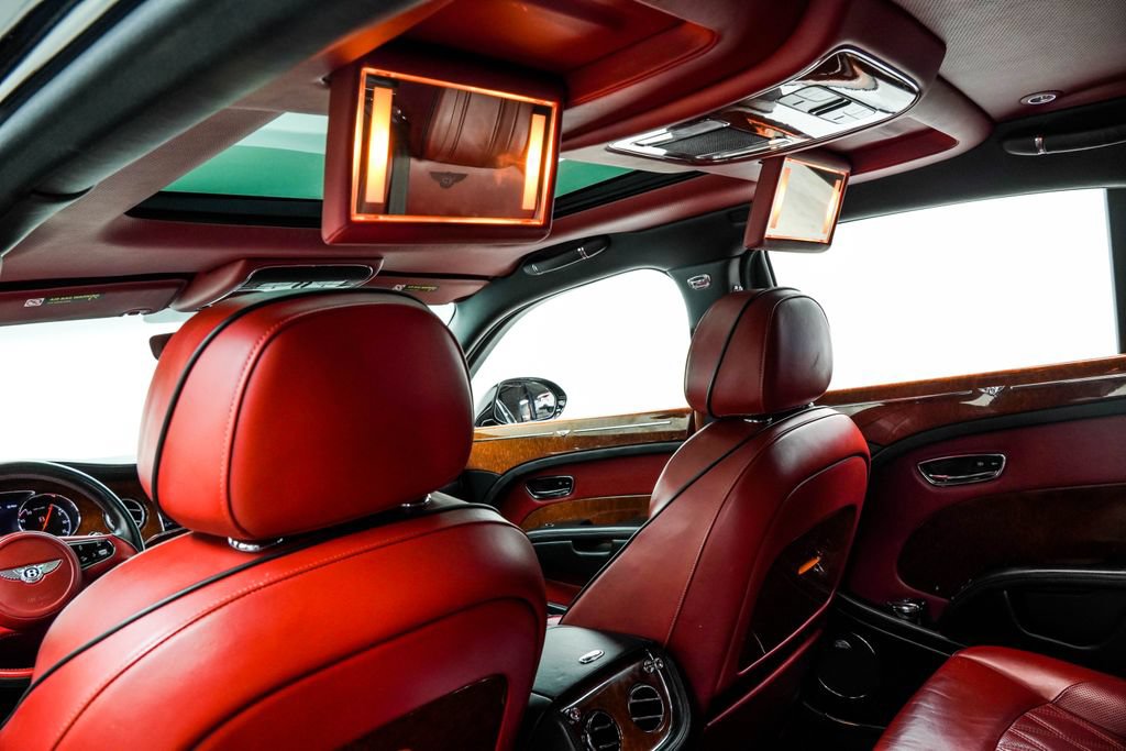 Used 2018 Bentley Mulsanne RWD image 25