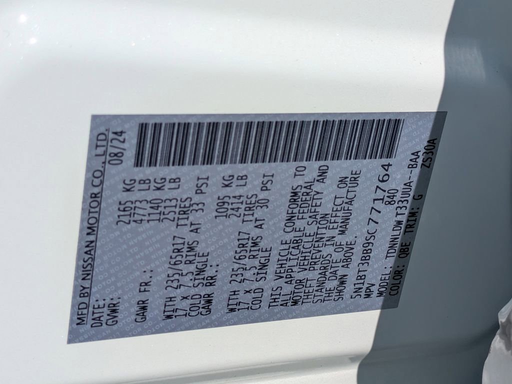 Certified 2025 Nissan Rogue SV image 31