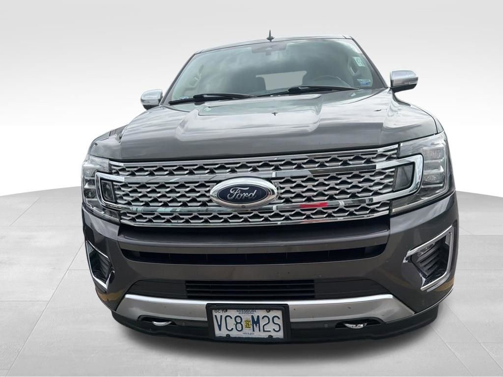 Used 2018 Ford Expedition Platinum image 2