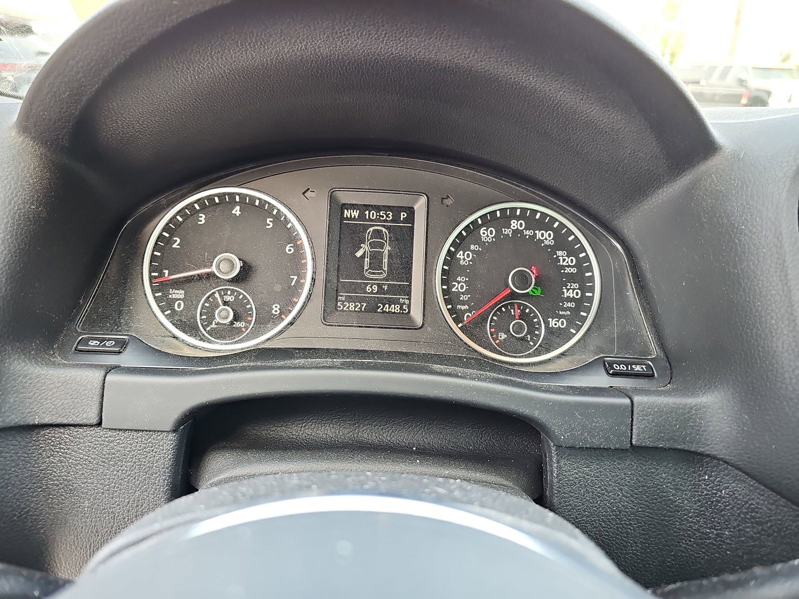 Used 2016 Volkswagen Tiguan R-Line image 10