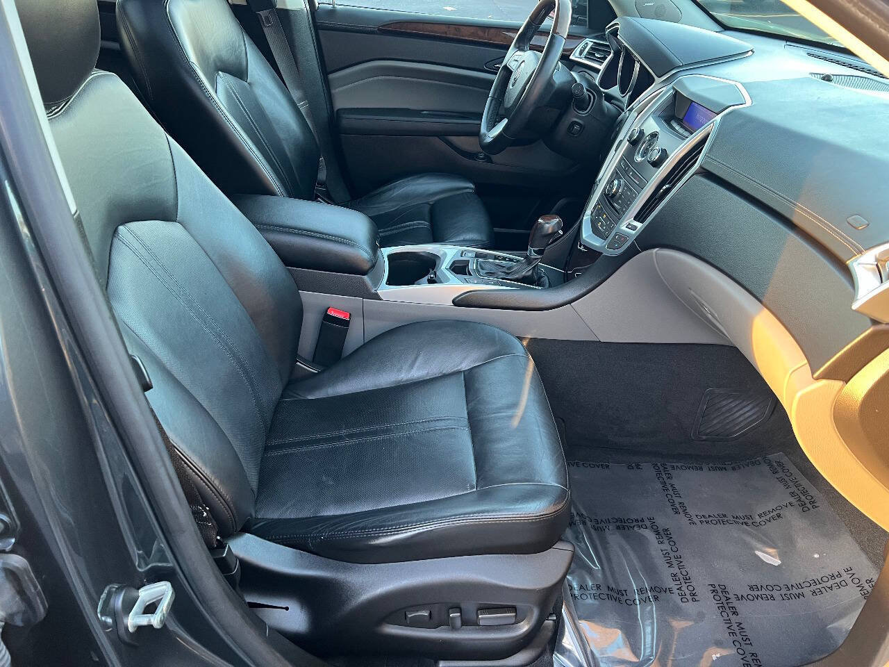 Used 2011 Cadillac SRX Luxury FWD image 26