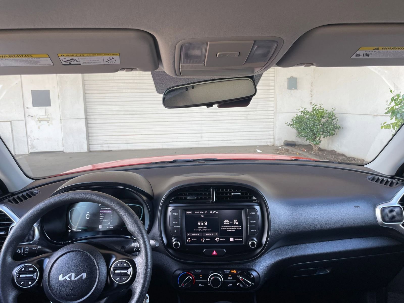 Used 2025 Kia Soul LX w/ LX Technology Package image 33