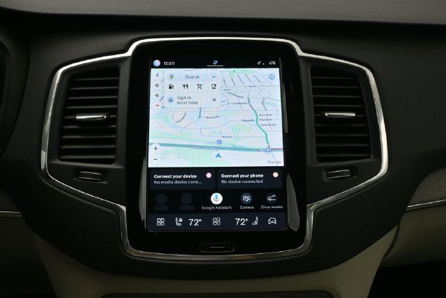 Used 2023 Volvo XC90 B6 Core w/ Protection Package Premier AWD/4WD image 14