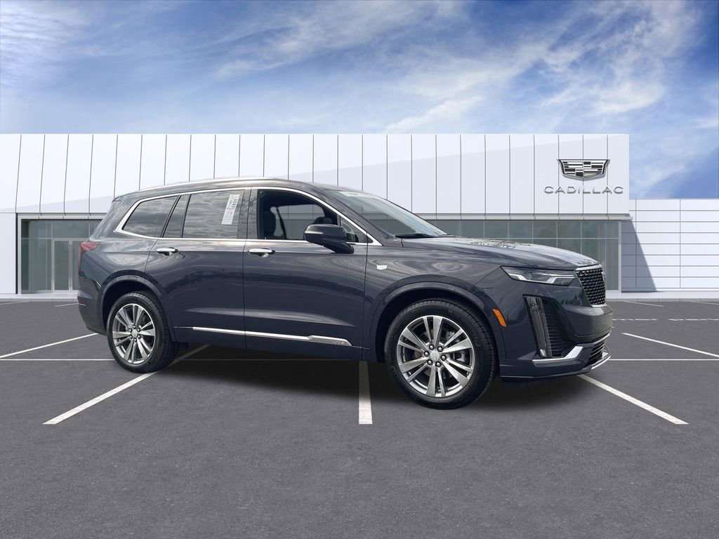 Certified 2025 Cadillac XT6 Premium Luxury image 1