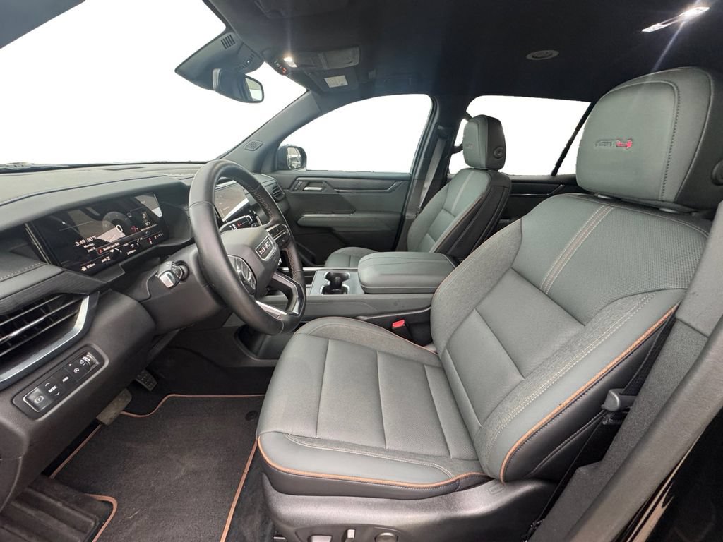 Used 2024 GMC Acadia AT4 AWD/4WD image 10