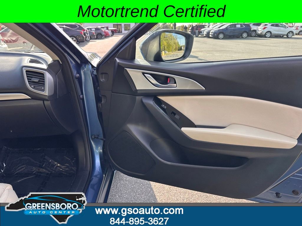 Used 2018 MAZDA MAZDA3 Sport FWD image 15