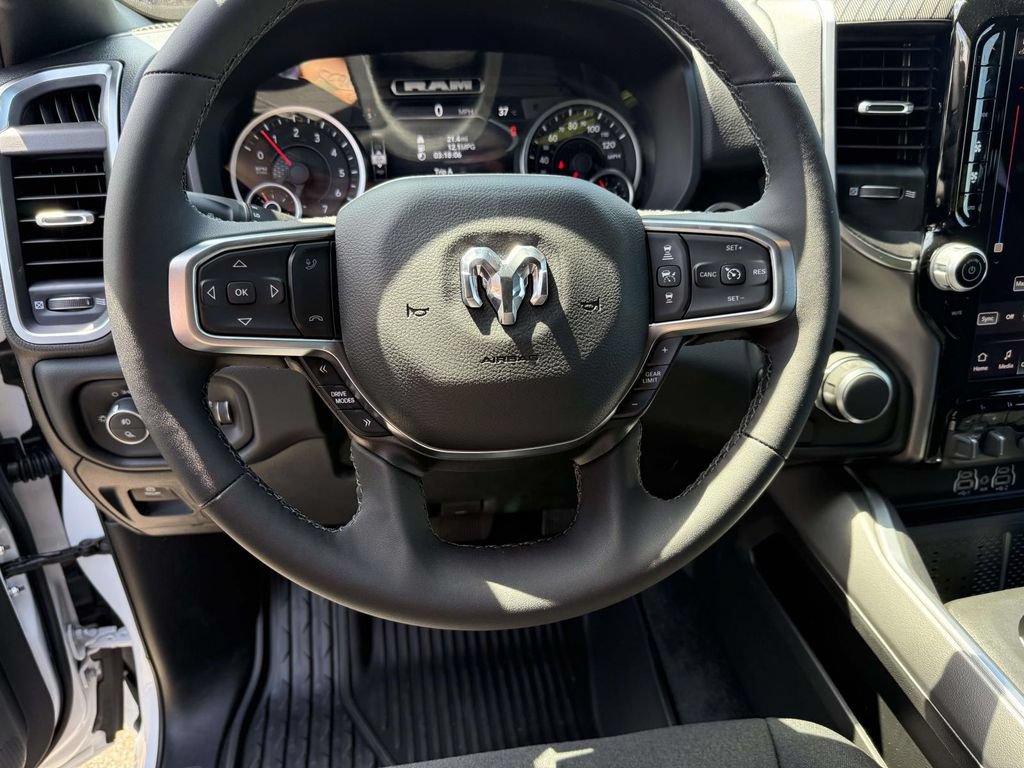 New 2026 RAM 1500 Big Horn AWD/4WD image 19