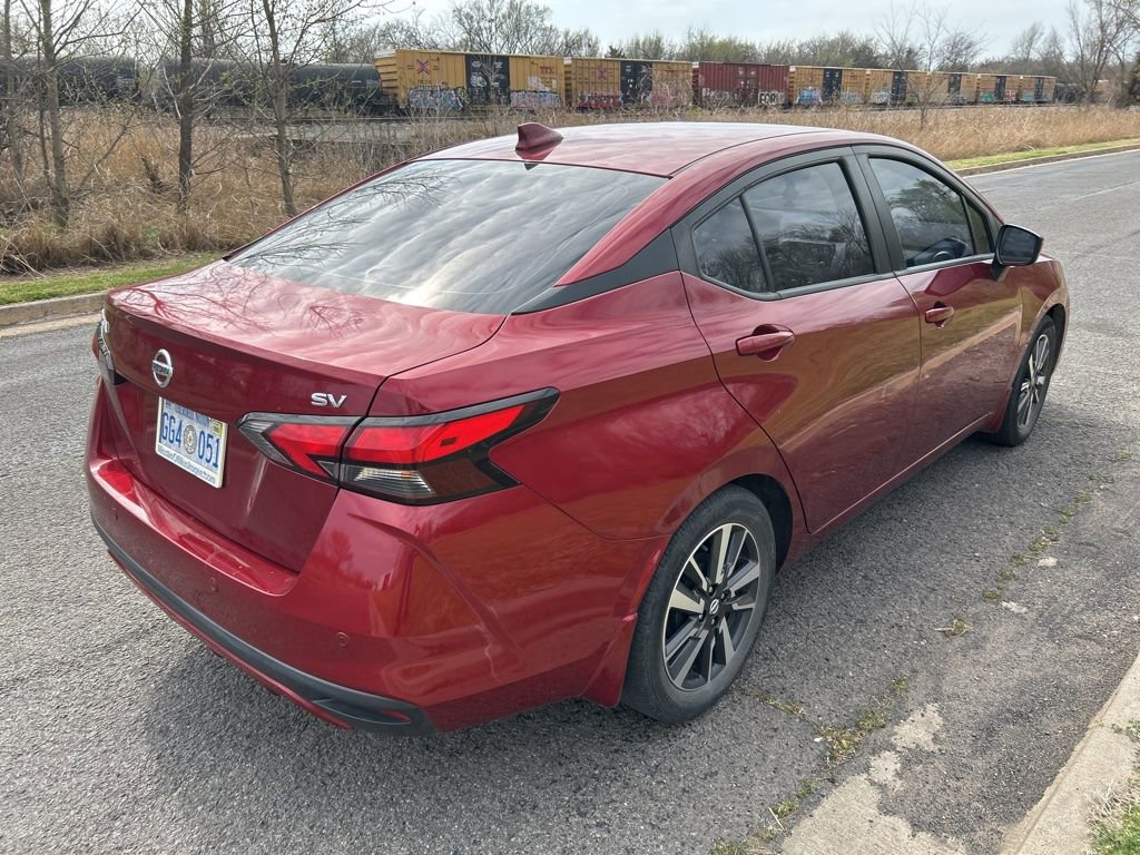 Used 2021 Nissan Versa SV image 6