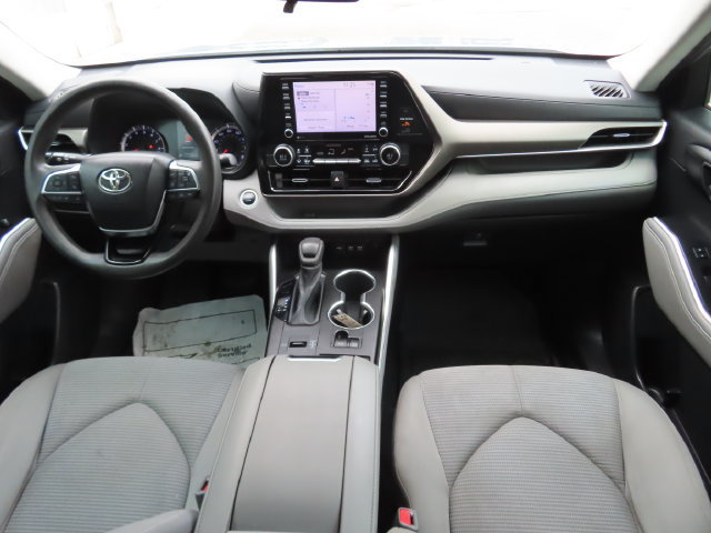 Used 2021 Toyota Highlander L FWD image 26
