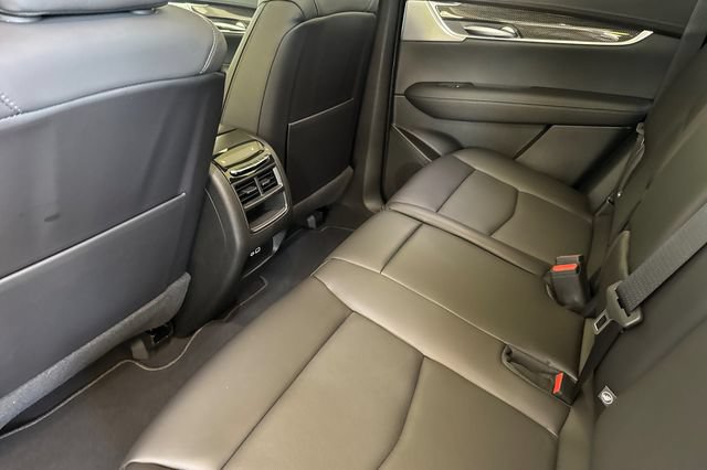 New 2026 Cadillac XT5 Sportv w/ LPO, Floor Liner Package AWD/4WD image 12