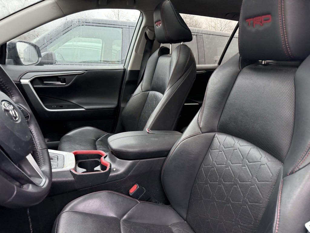 Used 2020 Toyota RAV4 TRD Off-Road image 8