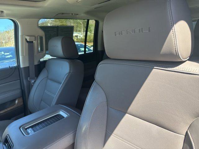 Used 2019 GMC Yukon XL Denali w/ Denali Ultimate Package image 16