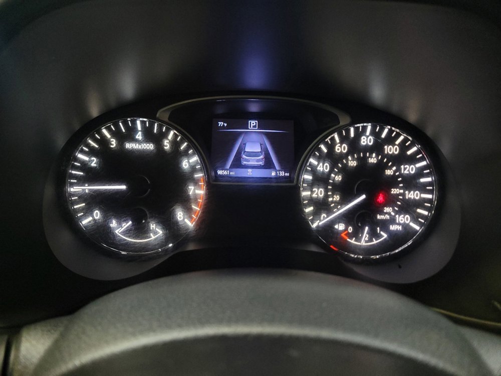 Used 2018 Nissan Pathfinder SV FWD image 23