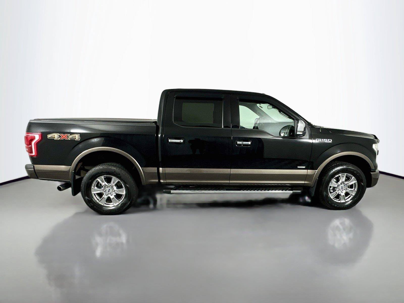Used 2016 Ford F150 Lariat w/ Equipment Group 502A Luxury AWD/4WD image 18