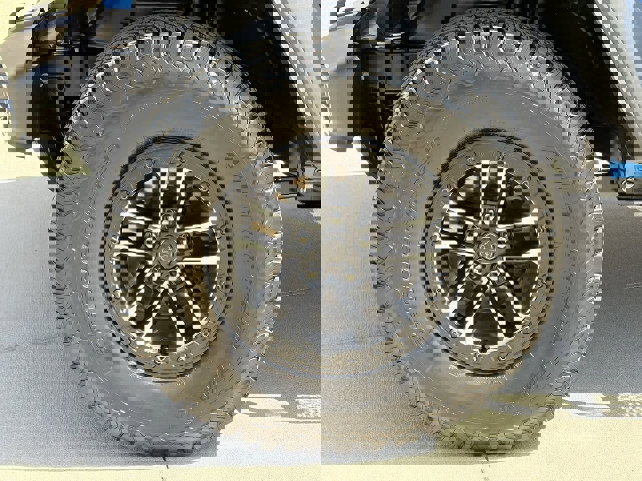 Used 2024 Jeep Wrangler Unlimited Sport AWD/4WD image 9