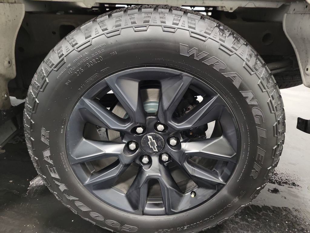 Used 2020 Chevrolet Silverado 1500 LT w/ All-Star Edition image 11