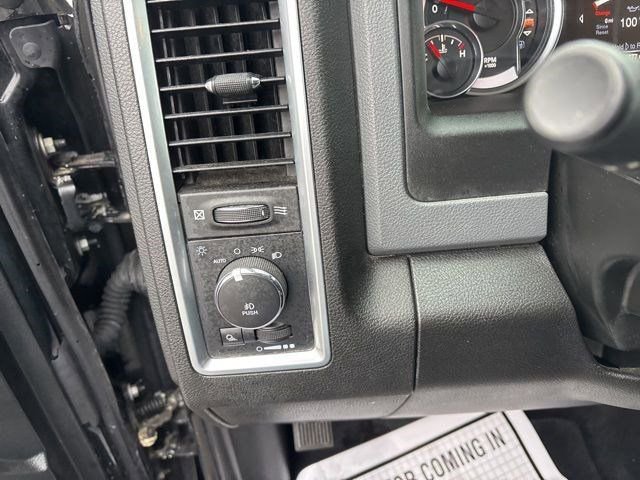 Used 2019 RAM 1500 Classic Warlock image 19