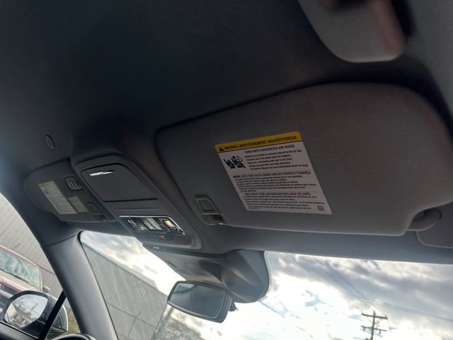 Used 2020 Lincoln Corsair AWD w/ Elements Package image 17