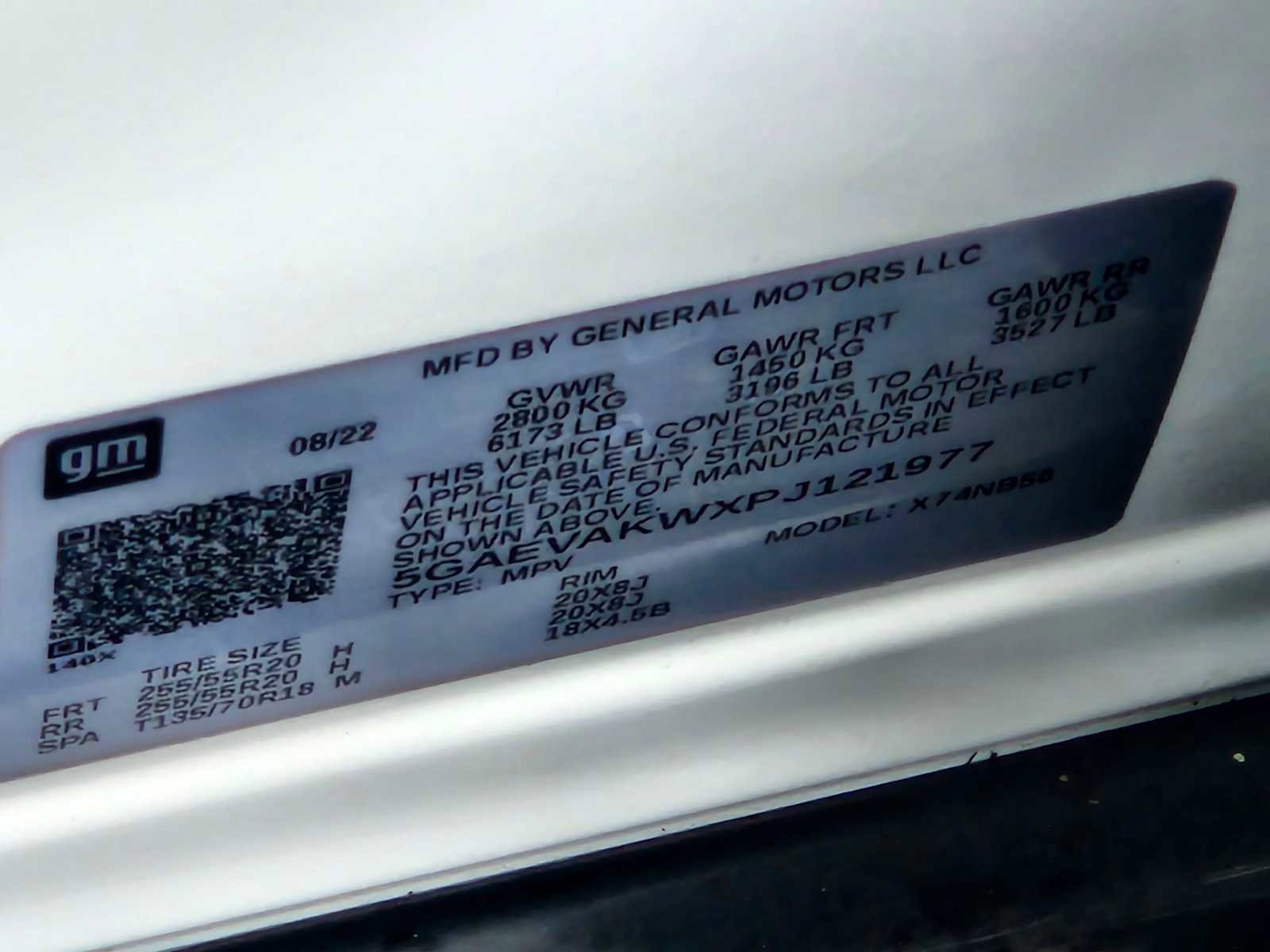 Used 2023 Buick Enclave Essence w/ Experience Buick Package image 26