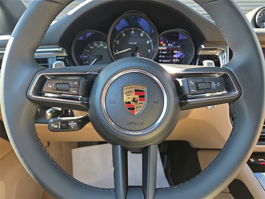 New 2026 Porsche Macan image 9