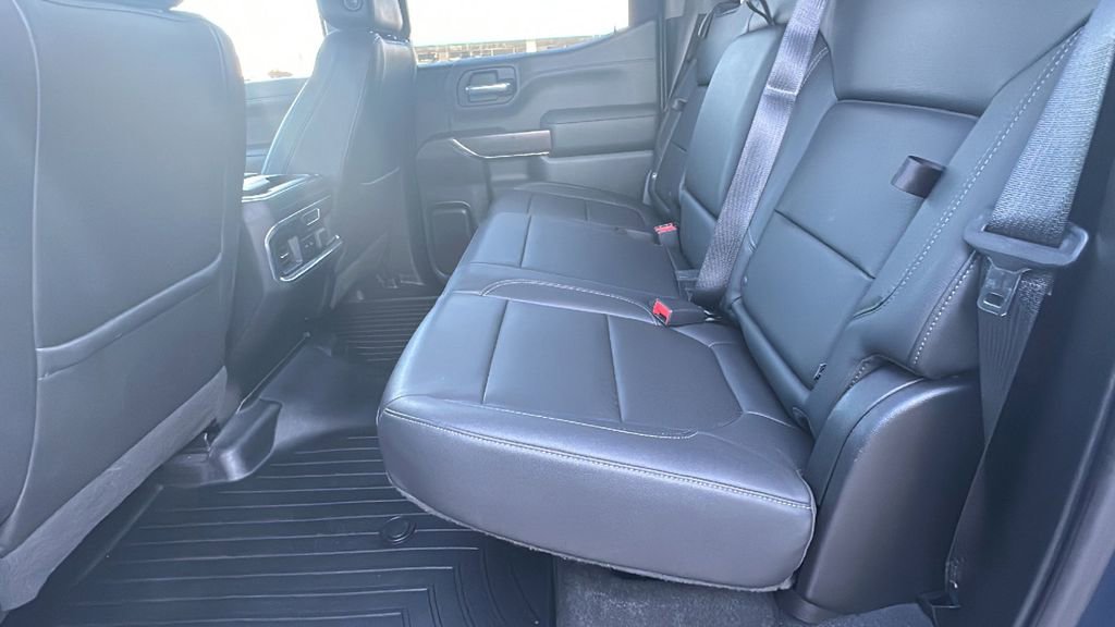 Used 2019 GMC Sierra 1500 SLT w/ SLT Premium Package image 17