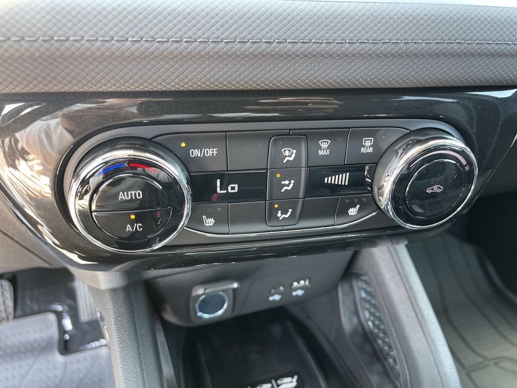 New 2026 Chevrolet TrailBlazer LT w/ Convenience Package FWD image 18