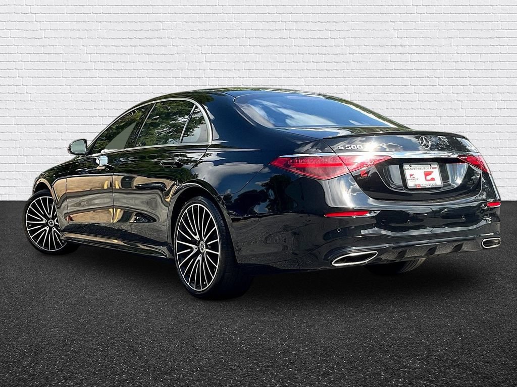 Used 2022 Mercedes-Benz S 500 4MATIC w/ AMG Line Package image 4