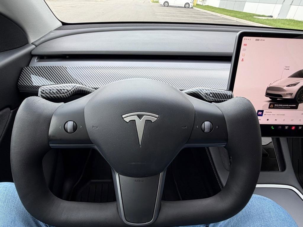 Used 2022 Tesla Model Y Performance AWD/4WD image 29