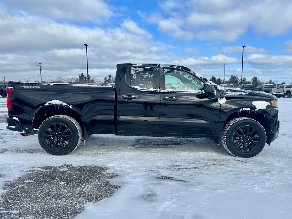 Used 2022 Chevrolet Silverado 1500 Custom image 8
