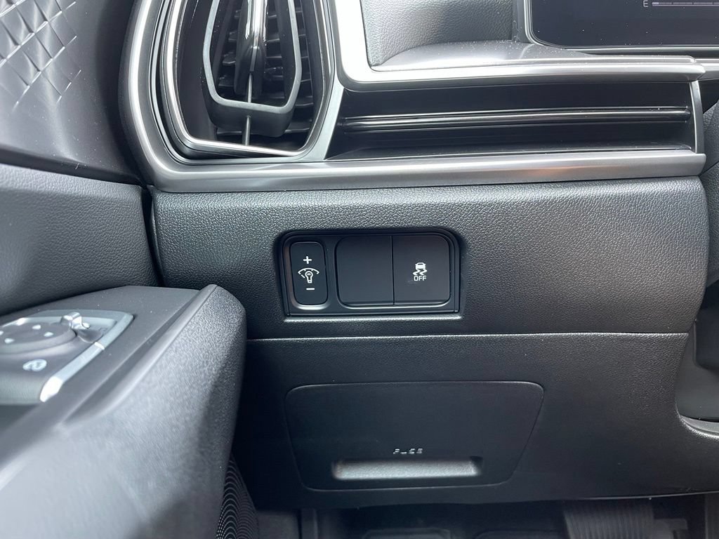 New 2026 Kia Sorento S w/ S Panoramic Sunroof Package FWD image 13