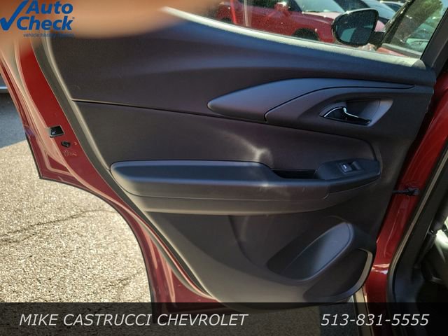 Used 2022 Chevrolet TrailBlazer RS w/ Sun and Liftgate Package FWD image 18