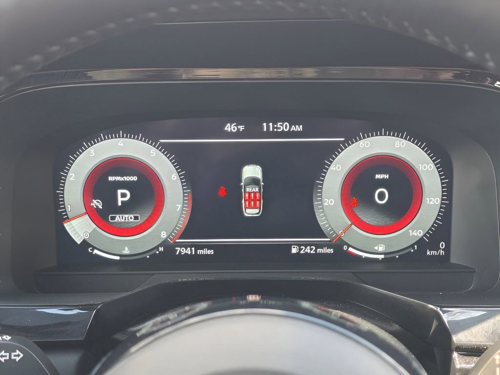 Used 2025 Nissan Pathfinder Platinum w/ Cargo Package image 25