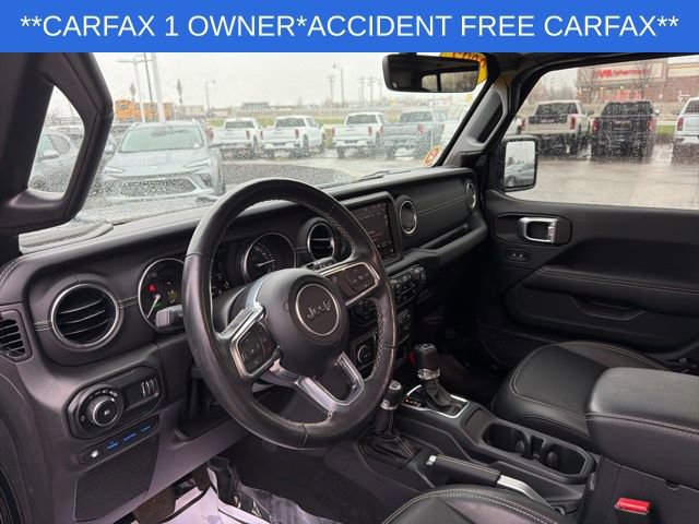 Used 2023 Jeep Wrangler Unlimited Sahara w/ Cold Weather Group image 16