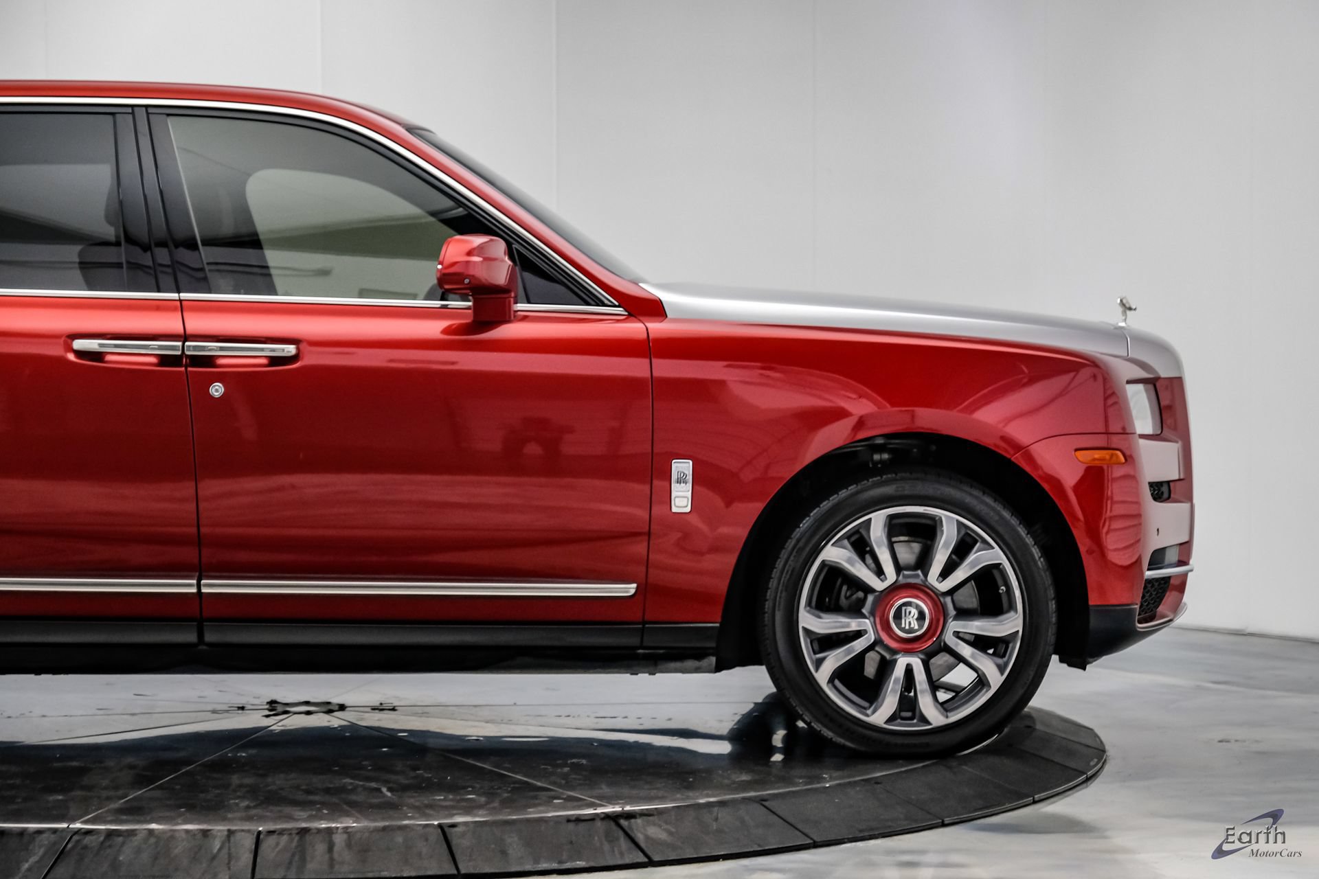 Used 2019 Rolls-Royce Cullinan AWD/4WD image 26