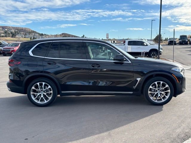 Used 2025 BMW X5 xDrive40i w/ Premium Package image 7