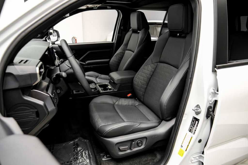 Used 2025 Toyota 4Runner TRD Sport Premium w/ Tow Technology Package AWD/4WD image 53