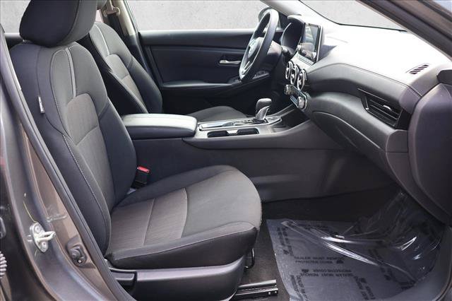 Used 2024 Nissan Sentra SV FWD image 28