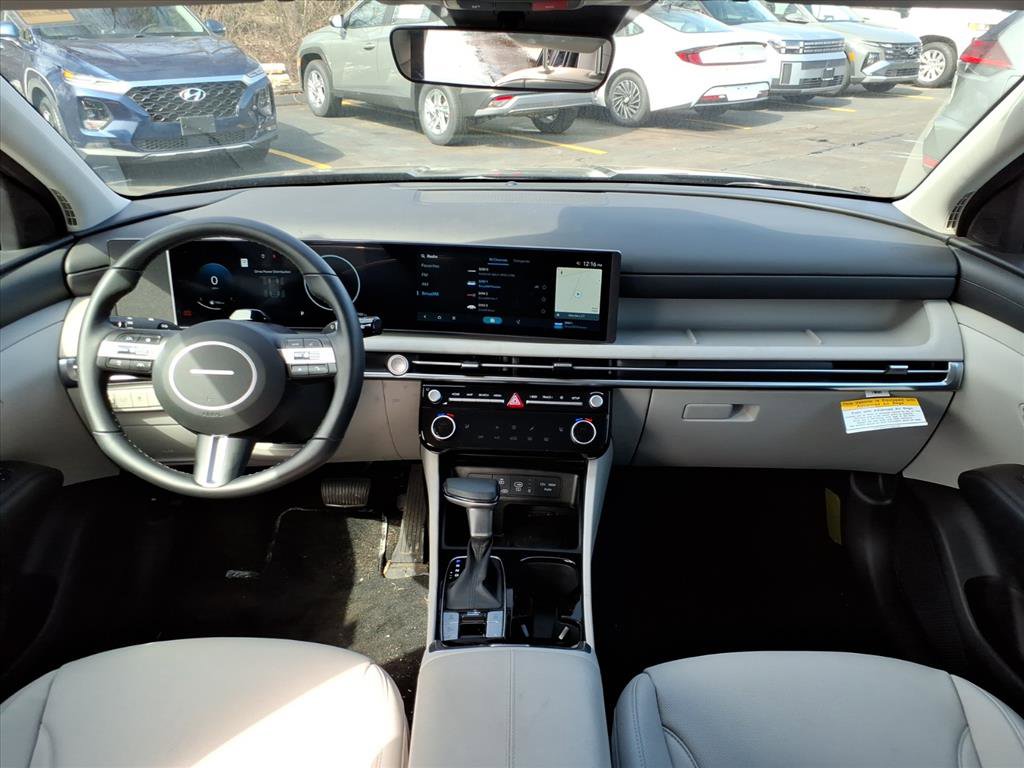 Certified 2025 Hyundai Tucson SEL AWD/4WD image 18